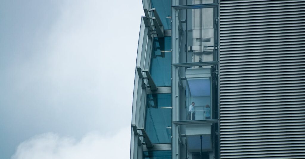 découvrez tout sur les ascenseurs : types