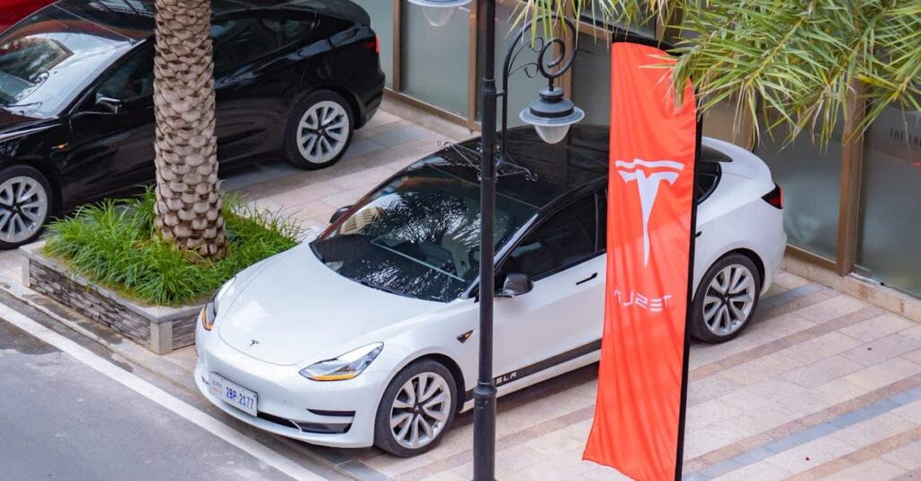 découvrez l'univers des véhicules électriques