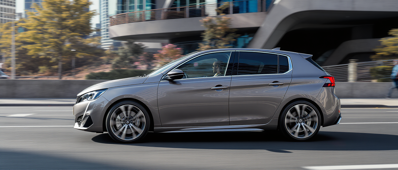 découvrez la nouvelle peugeot 308 modernisée : une gamme complète à explorer, avec des tarifs attractifs à partir de 33 400 €. profitez d’un design renouvelé, de technologies avancées et d’offres adaptées à vos besoins.