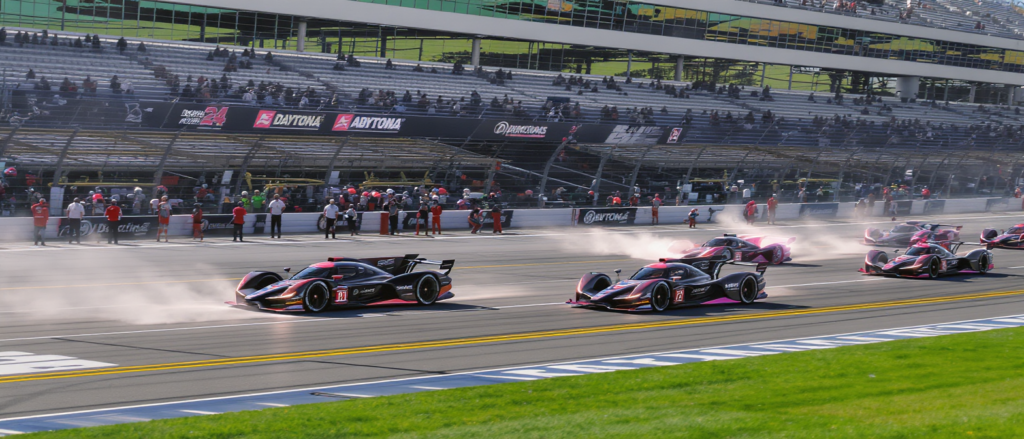 découvrez les 4 grandes tendances qui façonneront la saison imsa 2026 à l'occasion des heures de daytona, un aperçu exclusif des innovations et défis à venir.