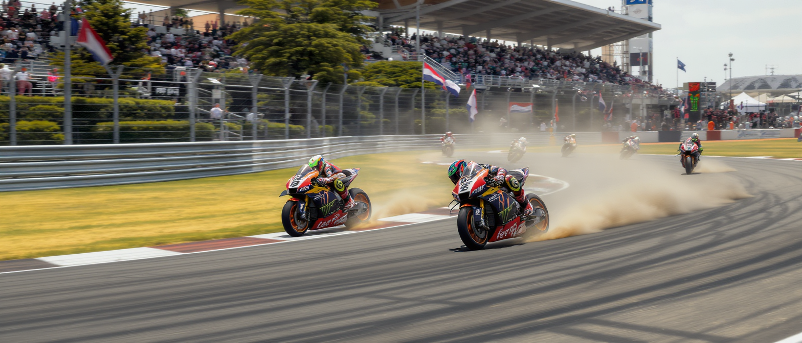 lors des essais motogp à buriram, johann zarco et fabio quartararo rencontrent des difficultés et se retrouvent dans la seconde moitié du classement dimanche.