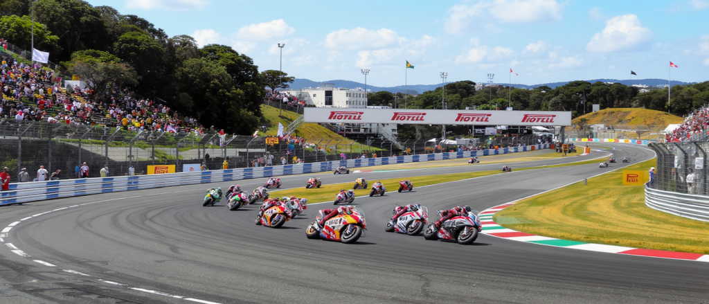 GP du Brésil MotoGP : Résultats des Essais Libres 1, Zarco et Quartararo loin du peloton de tête découvrez les résultats des essais libres 1 du gp du brésil motogp avec zarco et quartararo qui peinent à suivre le rythme du peloton de tête lors de cette première session.