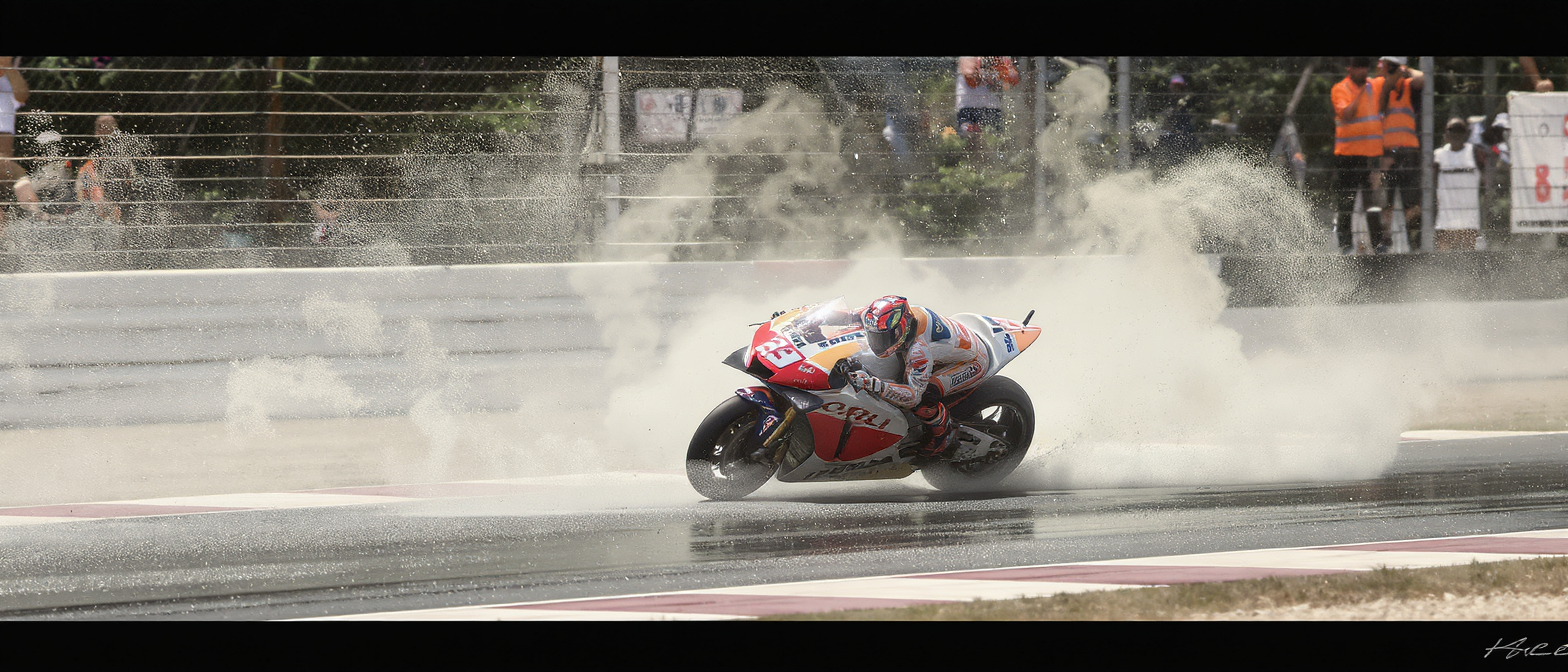 suivez les résultats des essais libres 2 du gp du brésil motogp et revivez la chute spectaculaire de marco bezzecchi lors de cette session intense.