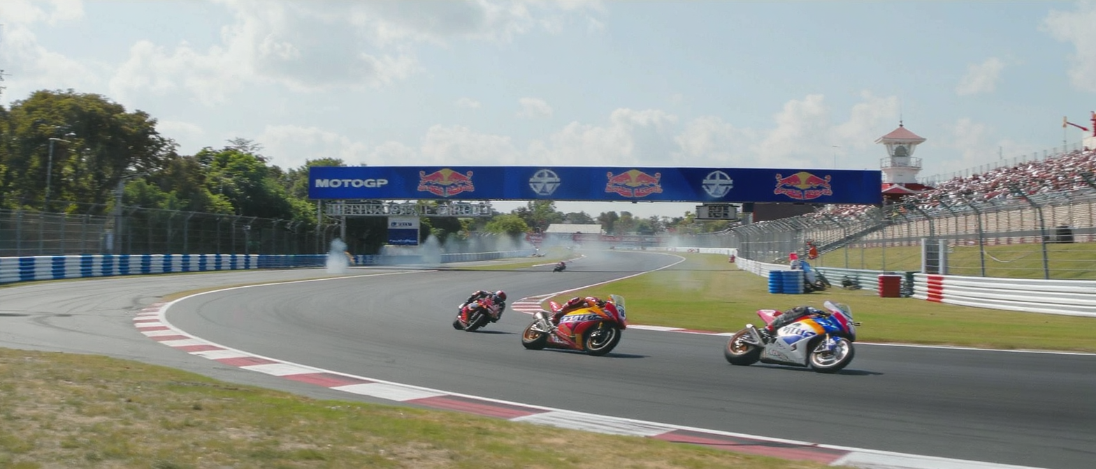 découvrez le classement final du grand prix de thaïlande motogp, marqué par une déroute pour marc marquez et la performance proche du top 10 de johann zarco.