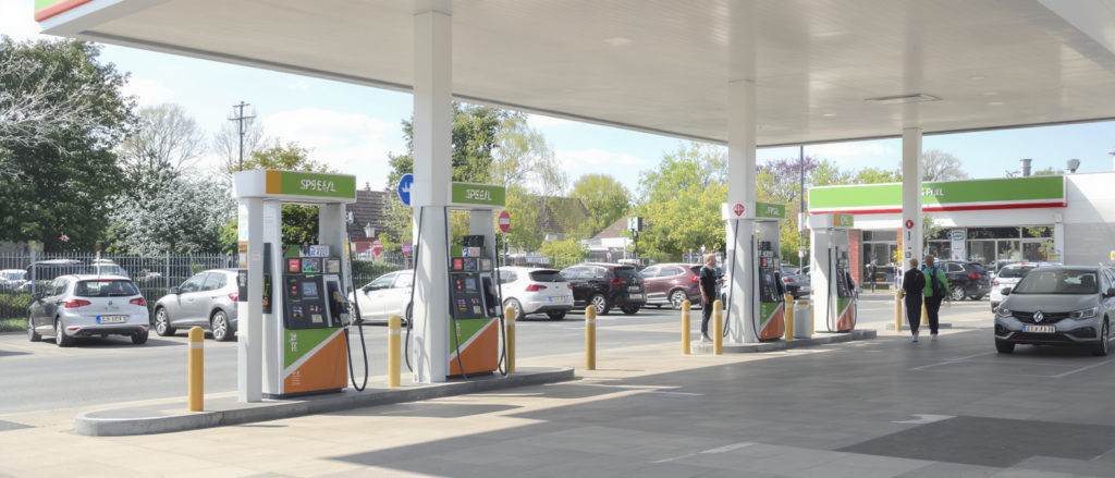 profitez de l'essence sp95-e10 à partir de 1,87€/l ce vendredi 24 avril. trouvez les stations-service les plus économiques pour faire le plein et économiser sur votre carburant.