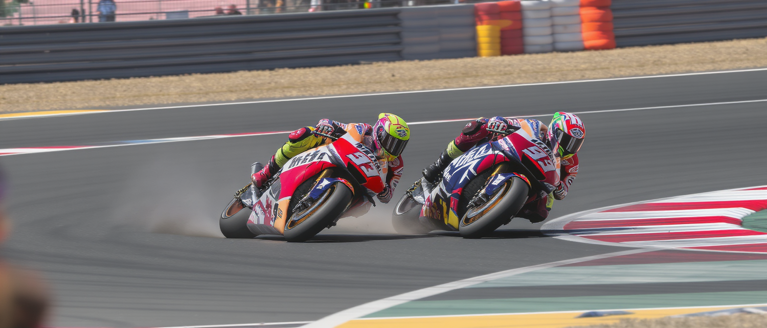 découvrez le gp de catalogne motogp 2026 avec marco bezzecchi déterminé à défier jorge martin sur son terrain, promettant une course intense et pleine de suspense.