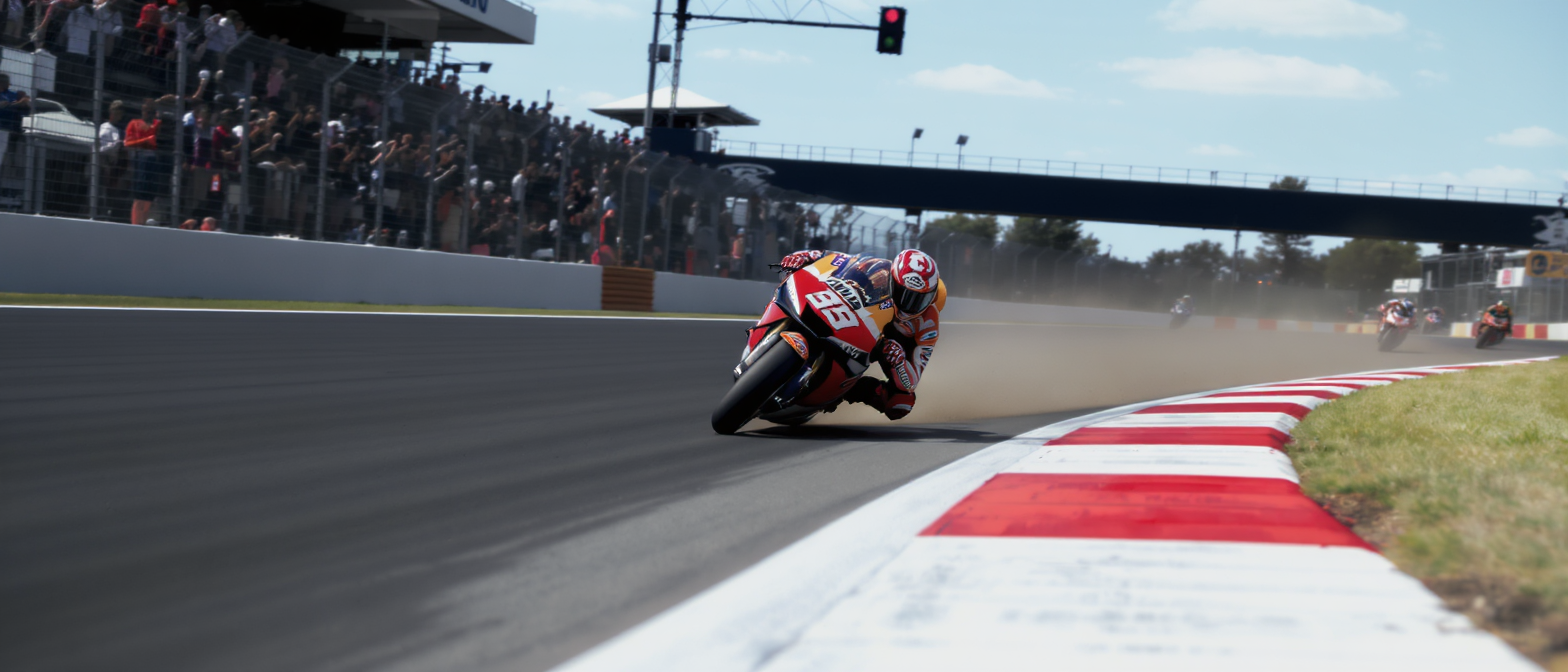 découvrez le classement final de la course sprint du gp de france motogp avec quartararo dans le top 5 et zarco en retrait. analyse des performances et résultats clés.