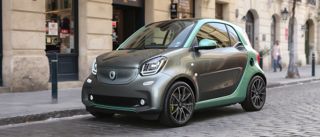 découvrez tout sur la smart #2 (2027) : prix, date de sortie en france et les innovations technologiques de la nouvelle héritière de la fortwo, alliant design compact et performances électrifiées.