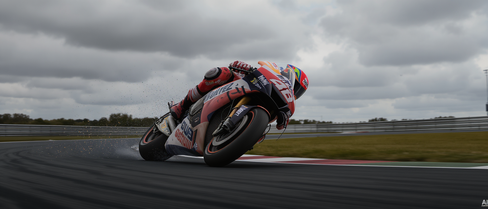 découvrez comment marc marquez espère un soulagement physique au grand prix de hongrie motogp à balaton park, crucial pour sa performance et son retour en forme.