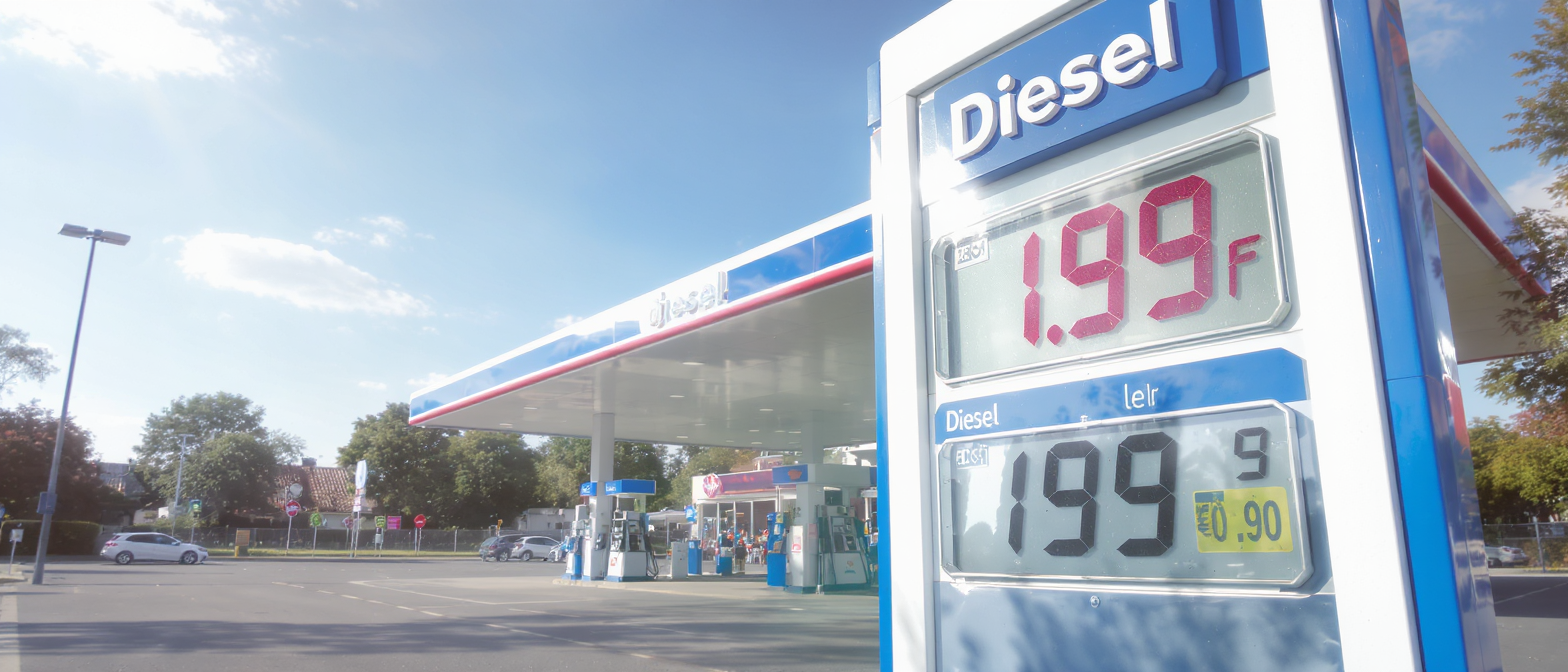 profitez du diesel à partir de 1,99€/l ce lundi 3 août ! découvrez les stations-service où faire le plein à seulement 25 centimes sous la moyenne nationale.