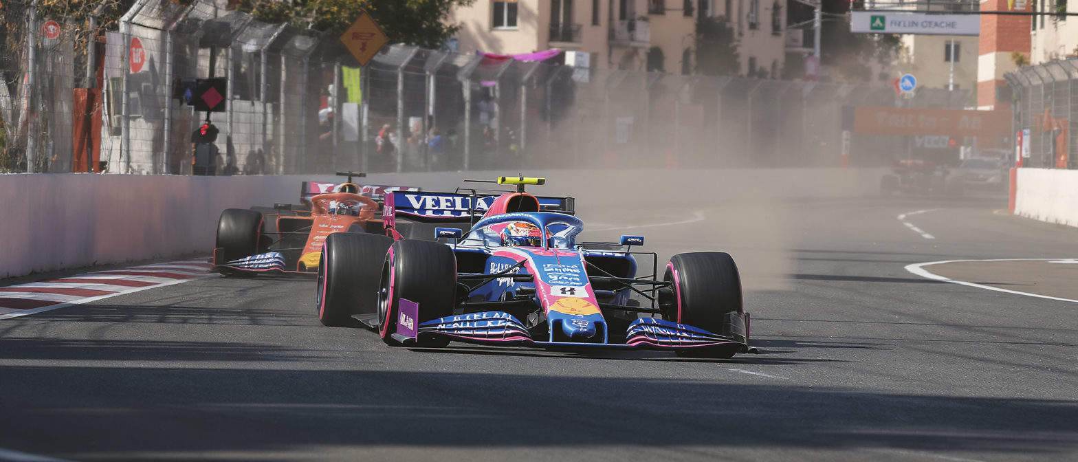 après le gp d’azerbaïdjan, flavio briatore revient sur un incident survenu à l’arrivée et estime qu’une telle situation « ne devrait pas se produire ».