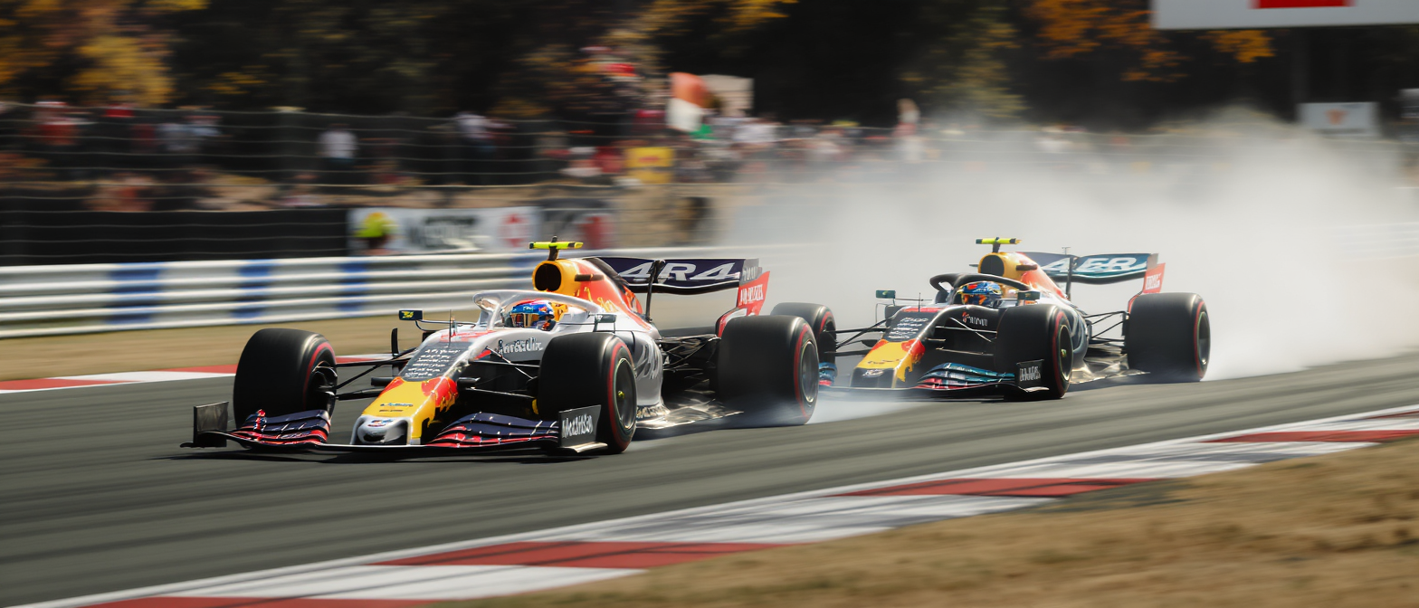 découvrez les performances remarquables de charles leclerc et lewis hamilton lors des premiers essais libres du grand prix d'italie de f1, annonçant une course prometteuse.