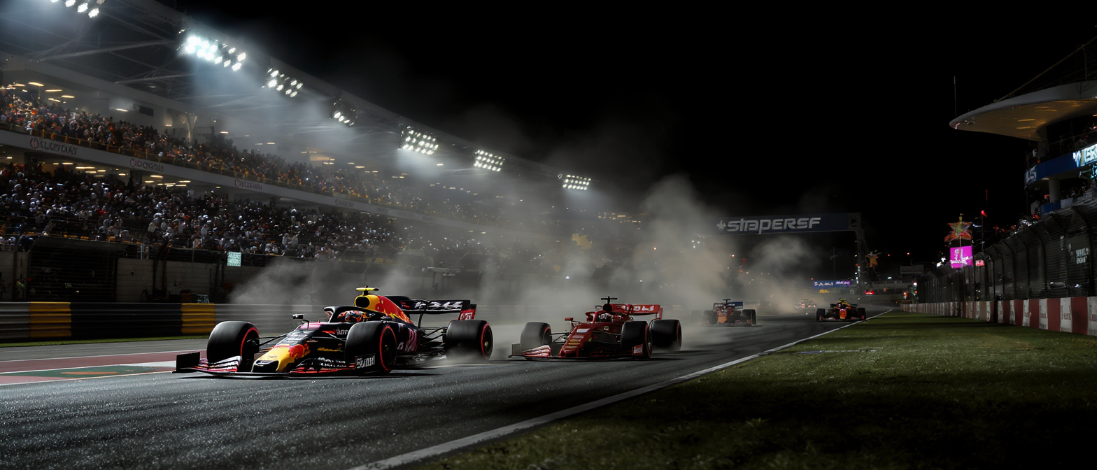revivez en vidéo le départ du gp de singapour : verstappen résiste aux attaques de leclerc et hamilton dans un début de course intense.