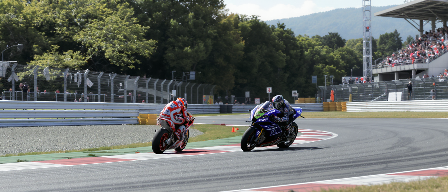 au grand prix du japon motogp, zarco connaît un coup dur tandis que quartararo marque des points. découvrez le classement final de la course.